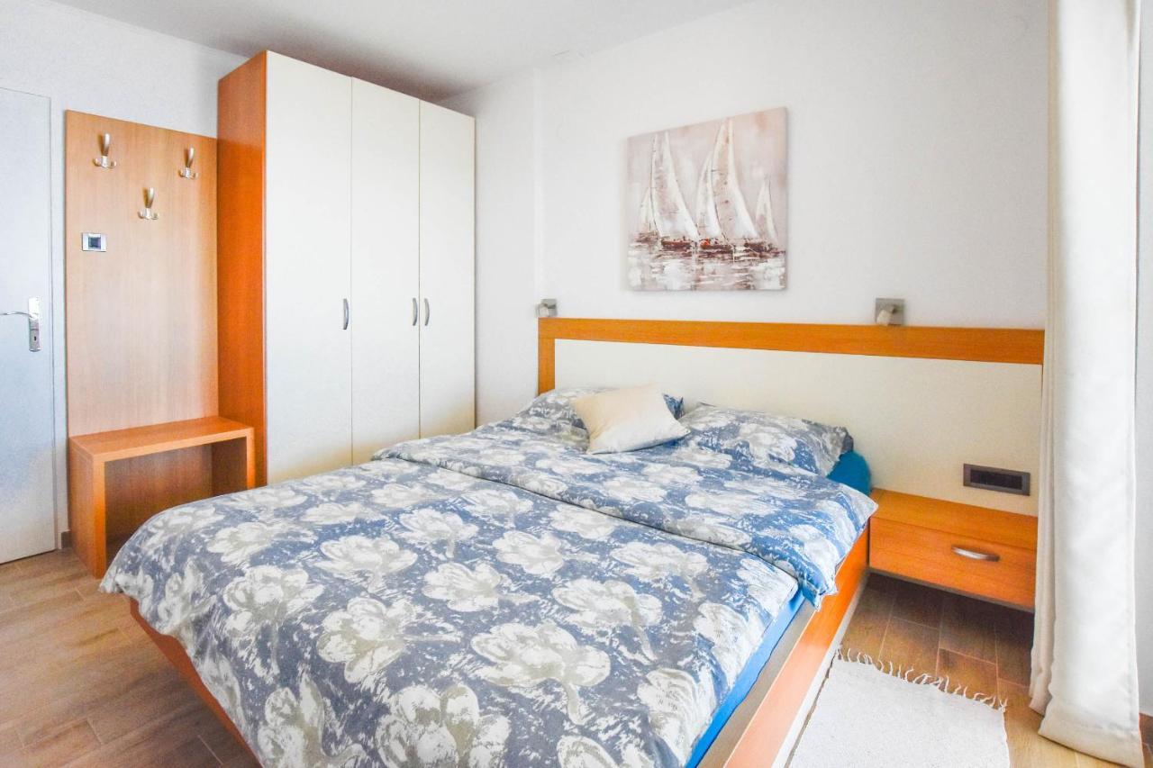 Apartments Mijo Murter Zewnętrze zdjęcie